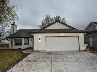 9801 E Bayley St, Wichita, KS 67207