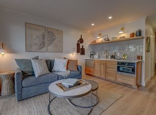 23 S Forest Beach Dr APT 128, Hilton Head Island, SC 29928