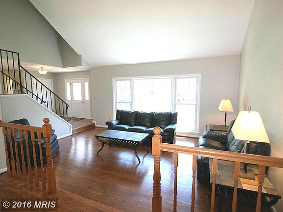 4th image of 6910 Brimstone Ln