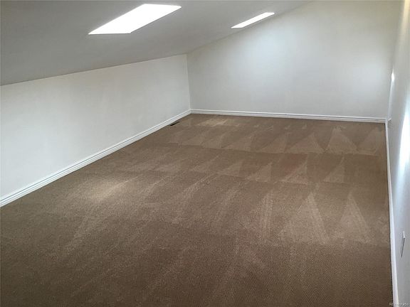 5th image of 8902 Wolcott Ln