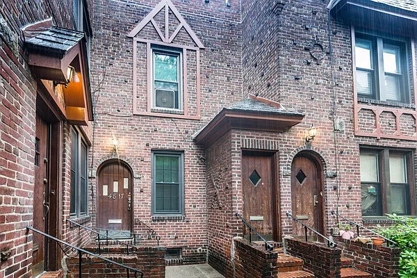 Sold by Douglas Elliman | media 77