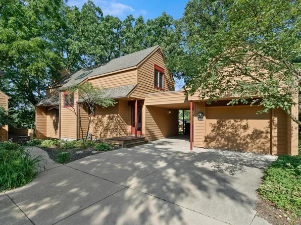 321 Glenthistle Court #321, Madison, WI 53705