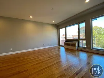 Rented by Realty 2000 Corp