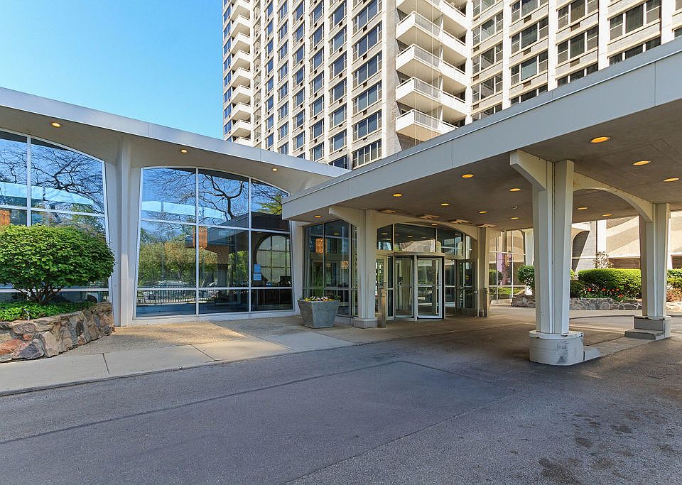 1st image of 4250 N Marine Dr #2001-2003