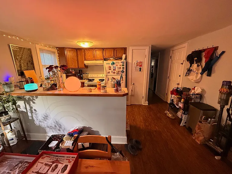 413 W Hoover Ave — Photo 4