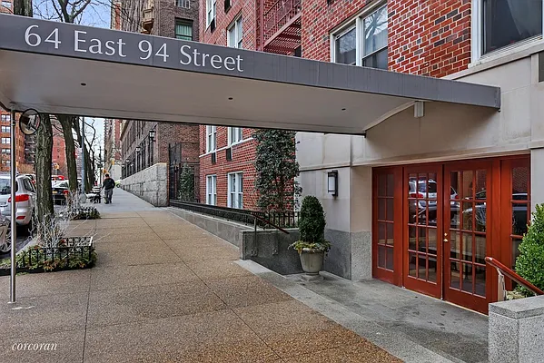 Sold by Corcoran | media 7