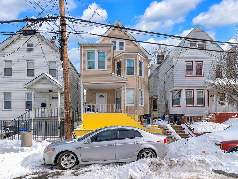 15 Highland Ave #1 — Photo 14