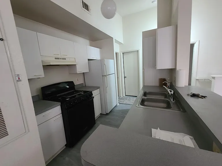 1613 Columbia Arms Cir #244 — Photo 11