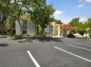 3601 Menchaca Rd #215, Austin, TX 78704