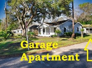 1102 W Willis St, Alvin, TX 77511