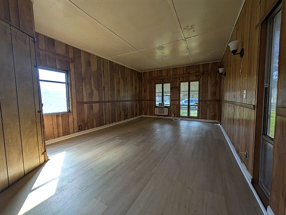 5th image of 23 Palm Cir