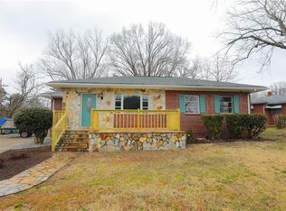 1126 Rutherford Rd, Richmond, VA 23225