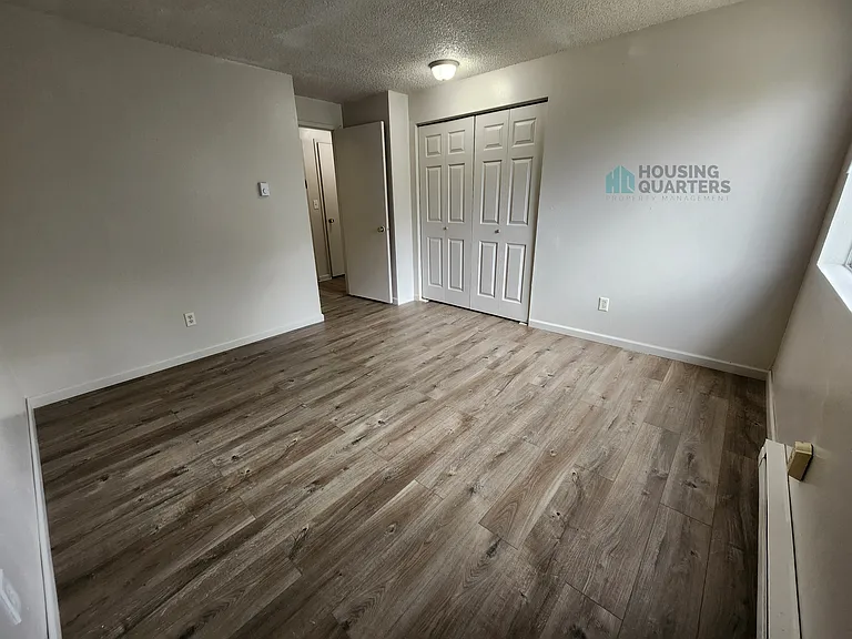 1810 N Addison St #6 — Photo 5