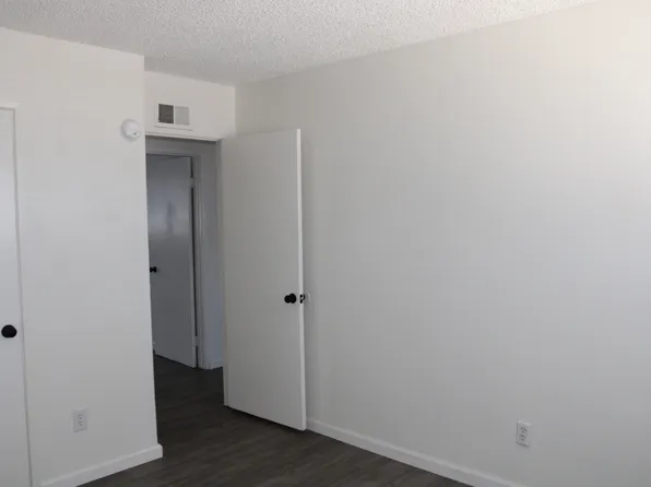 43336 Fenner Ave, Lancaster, CA 93536