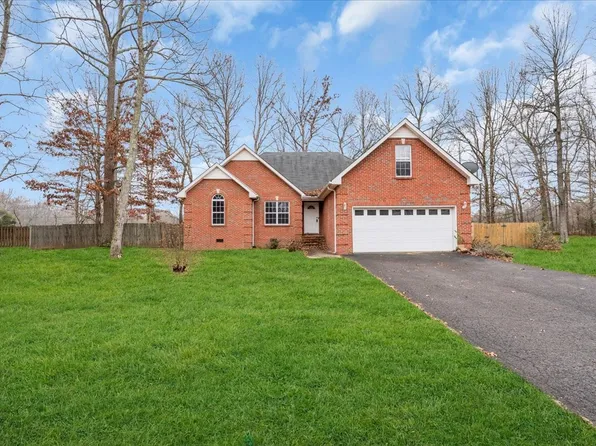 306 Blackberry Ln, Manchester, TN 37355
