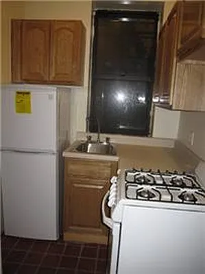 Rented by Cohen Smith Chang LLC | media 41