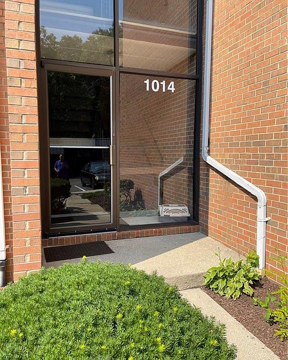 1st image of 1014 Lookout Trl #25