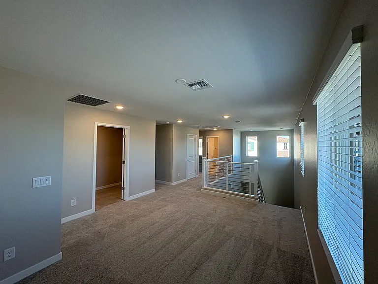 3354 S 180th Ln — Photo 25