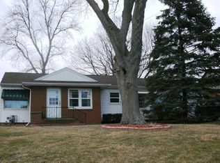 223 Edwards St, Kewanee, IL 61443