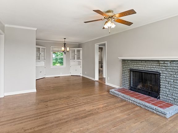 2nd image of 1405 Bonita Dr
