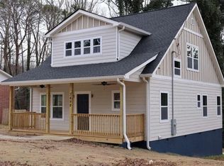 3898 King Arthur Rd SW, Atlanta, GA 30331