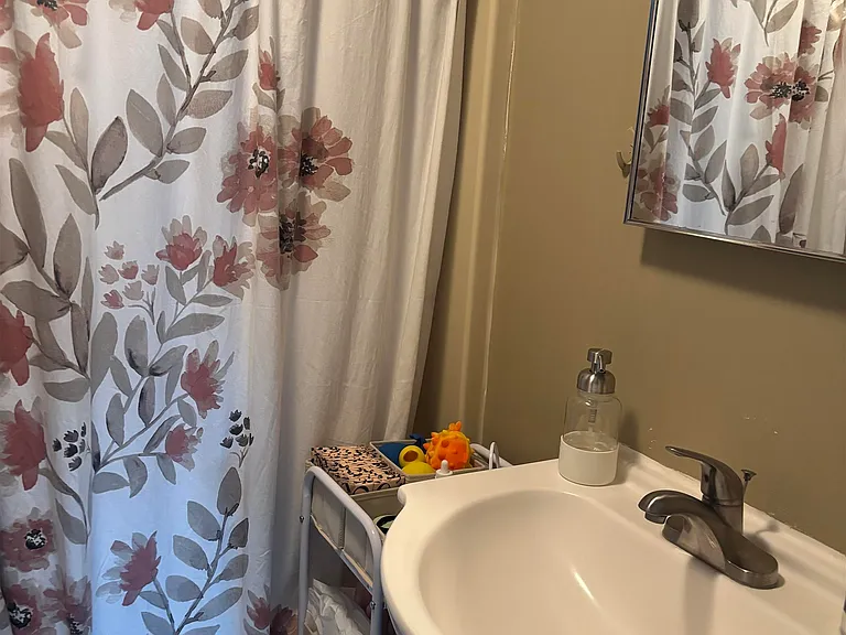68 Park St #4 — Photo 18