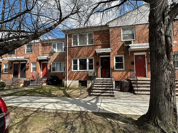 68-53 138th St #A, Queens, NY 11367
