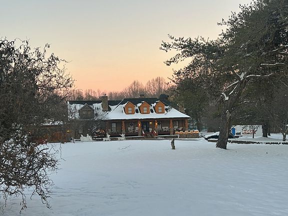 92nd image of 1374 Peter Pond Rd