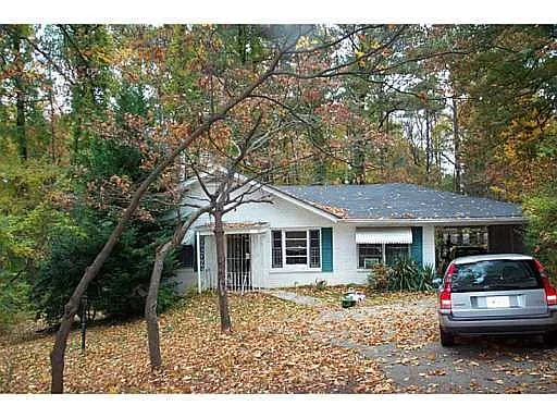 2807 Burton Rd NW photo 1