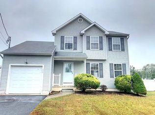 472 N Brewster Rd, Vineland, NJ 08361