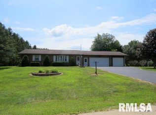 13739 Shelly Dr, Morrison, IL 61270