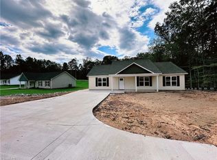 159 Yellowbell Dr, Lexington, NC 27292