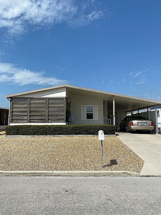 1st image of 7319 Stillwater Dr