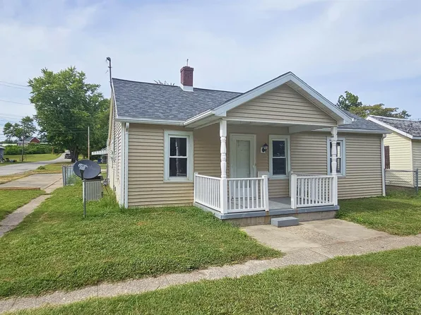 530 W 1st St, Mount Carmel, IL 62863