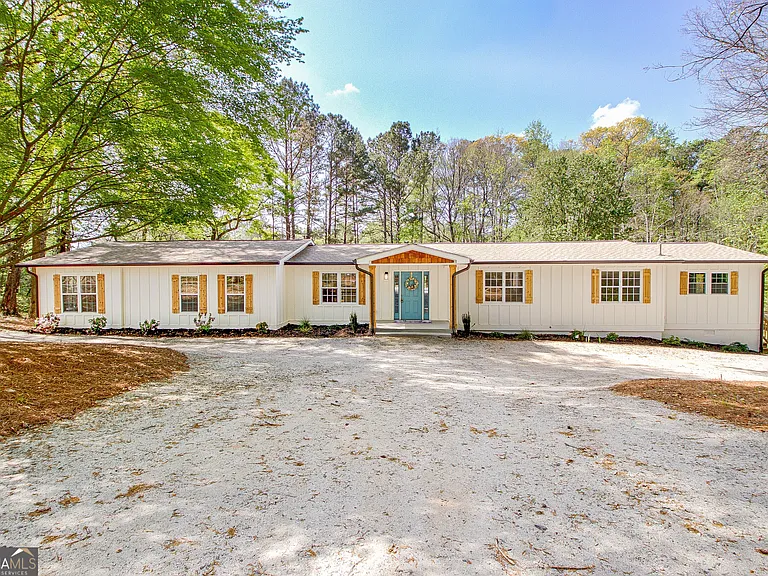 140 Mary Freeman Rd — Photo 4