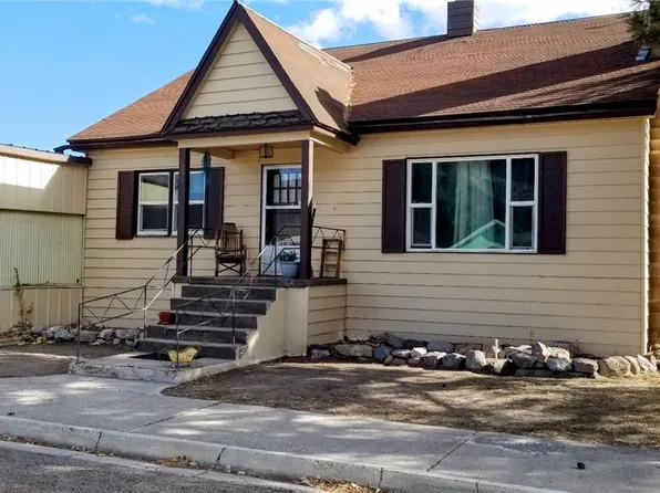 561 Main St, Caliente, NV 89008