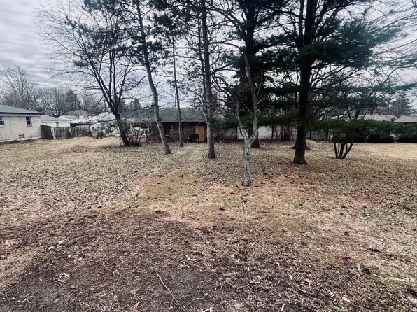 4725 E 17th St, Indianapolis, IN 46218