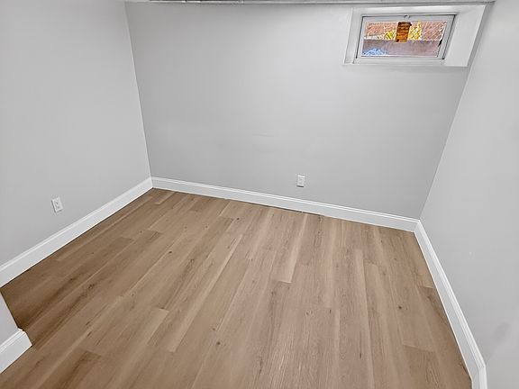 3rd image of 539 Scotland Rd #A