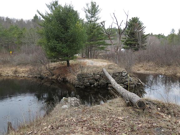 4th image of 384 Guide Board Rd