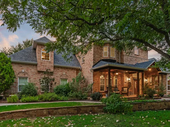 810 Cross Timbers Dr, Double Oak, TX 75077
