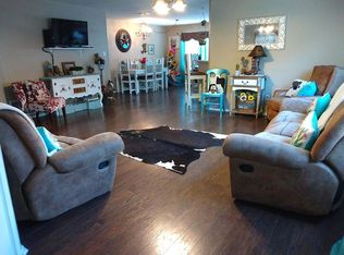 148 Brickyard Ln, Jarrell, TX 76537