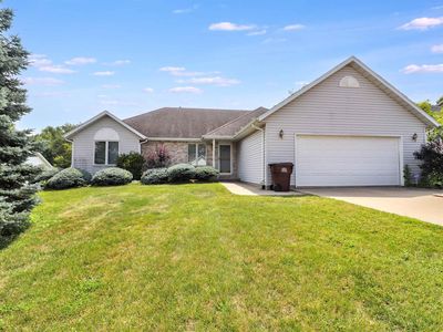2209 Hillside Ct, Freeport, IL, 61032