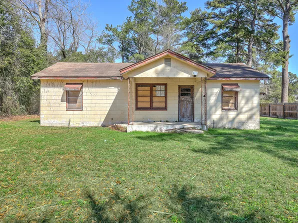 700 Peake St, Holly Hill, SC 29059