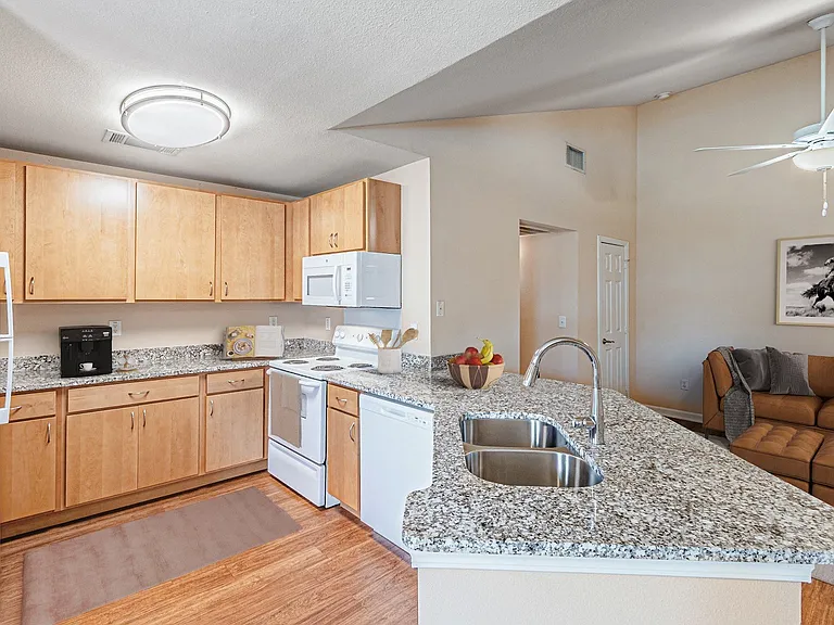Lakeside Manor 62+ Senior Apartments — Photo 12