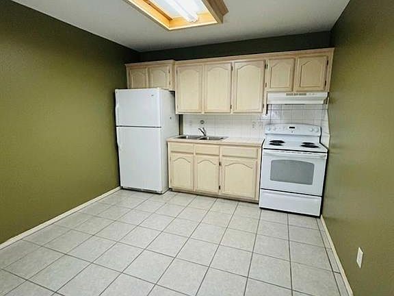 4th image of 4307 W La Guardia Ln #4