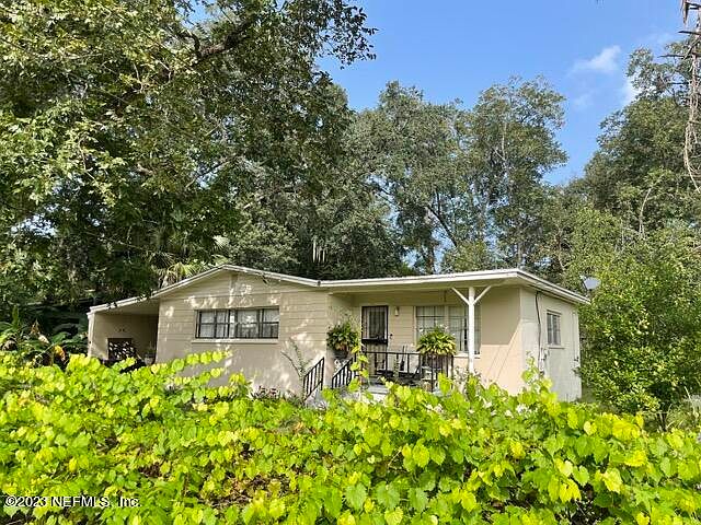1st image of 3117 ALTAMONT Avenue W