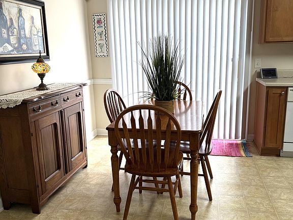 5th image of 4125 Dudleys Grant Drive #B