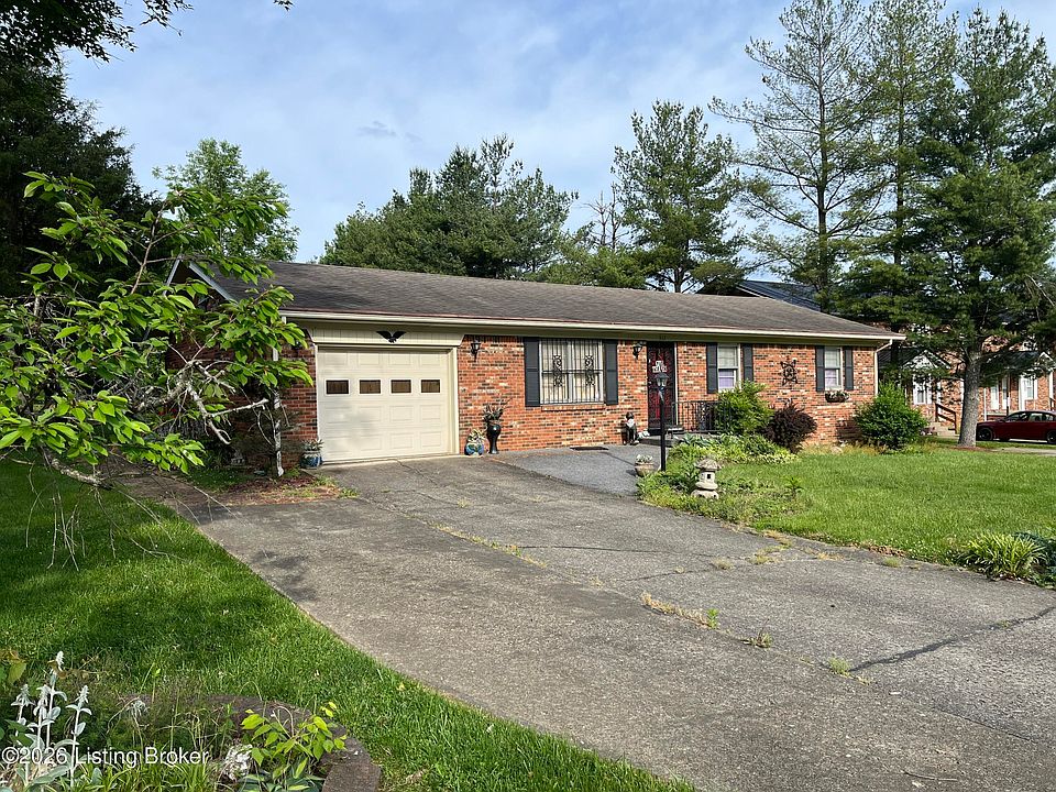 1st image of 317 Berkley Ct