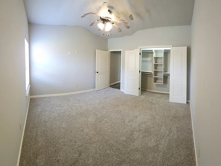 1210 E 134th Pl — Photo 5