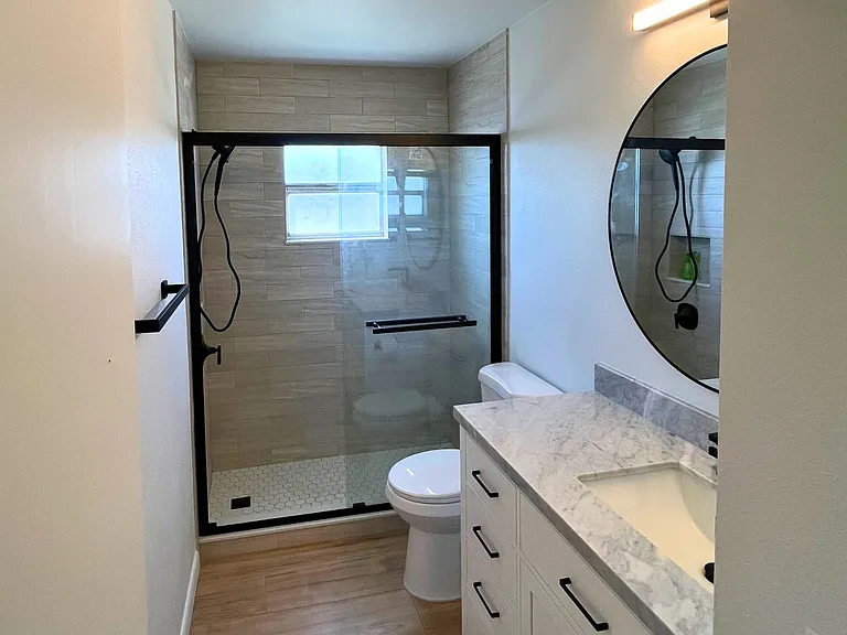 Main Bathroom